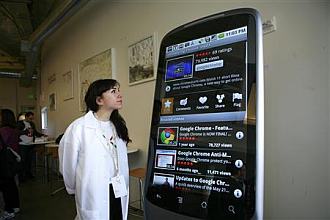 <img style="float:right;" src="http://www.techxav.com/wp-content/uploads/2010/01/0001_nexus.jpg"/>Google’s first attempt at retail has encountered a speed bump. Scores of buyers of its first “own brand” smartphone, the Nexus One, seem to have experienced 3G connection problems.

The much-hyped phone is sold directly to consumers through its website at <a href="http://www.google.com/phone"target="_blank">google.com/phone</a>. Google started selling it just four days ago to consumers in the United States, Britain, Singapore and Hong Kong.

Already, pockets of users have been posting their problems on the <a href="http://www.google.com/support/forum/p/Google+Mobile/label?lid=18bf75ad33b7d554&hl=en"target="_blank">Google Mobile Help Forum</a>. Their complaints centre on the phone constantly switching between 3G and the slower Edge (Enhanced Data Rate for GSM Evolution) networks, resulting in tardy responses when they surf the Internet. Voice and SMS functions are unaffected.