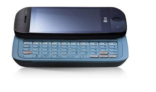 Amidst the buzz and excitement of the recently-launched Verizon Droid by Motorola, it's easy to forget LG GW620, the first Android smartphone from LG. Details of the LG GW620 have been leaked, with LG launching a <a href="http://www.lg-gw620.com/"target="_blank">website</a> for the mobile which has since been taken down. However, some said they are able to access the official website, while others just can't.

<img src="http://farm3.static.flickr.com/2609/4057628787_8dee5e3704_o.png" width="440" height="356" alt="1" />